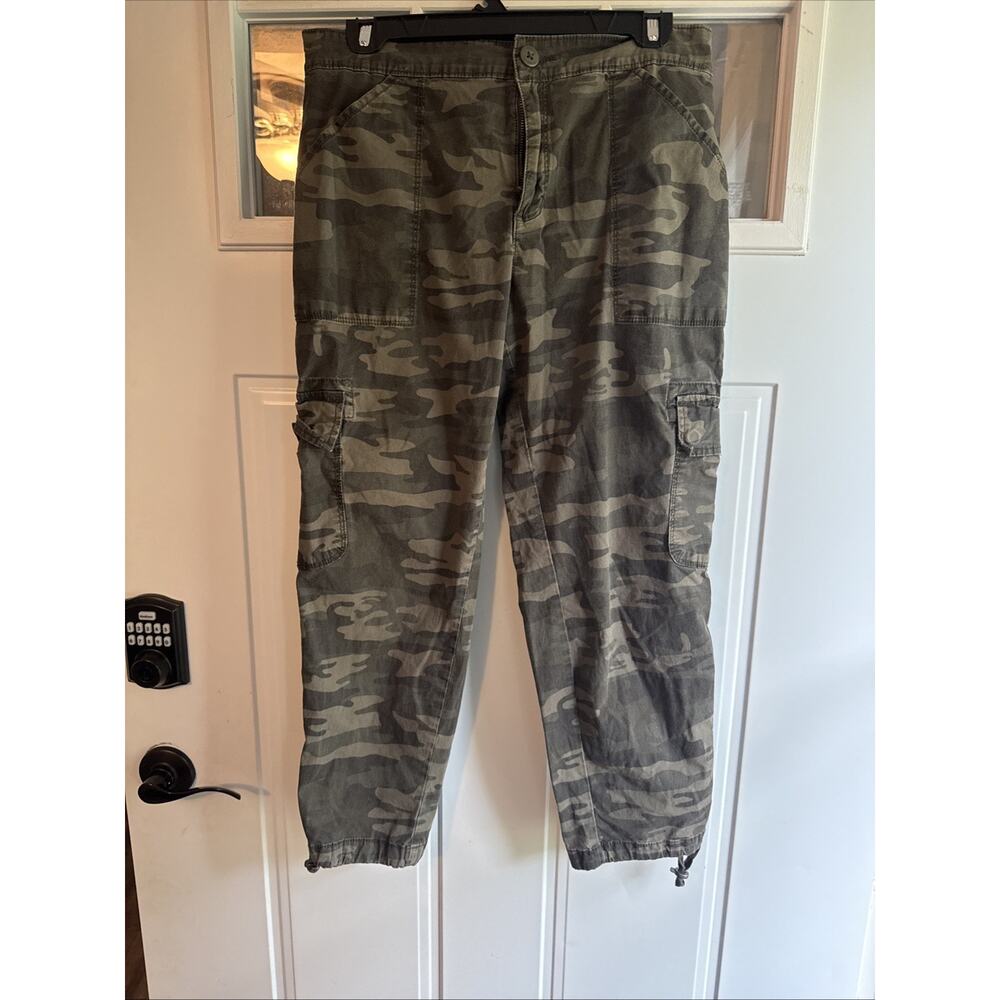 Social Standard by Sanctuary Green Camo Cargo Pants Women's Size Med Grunge Y2K